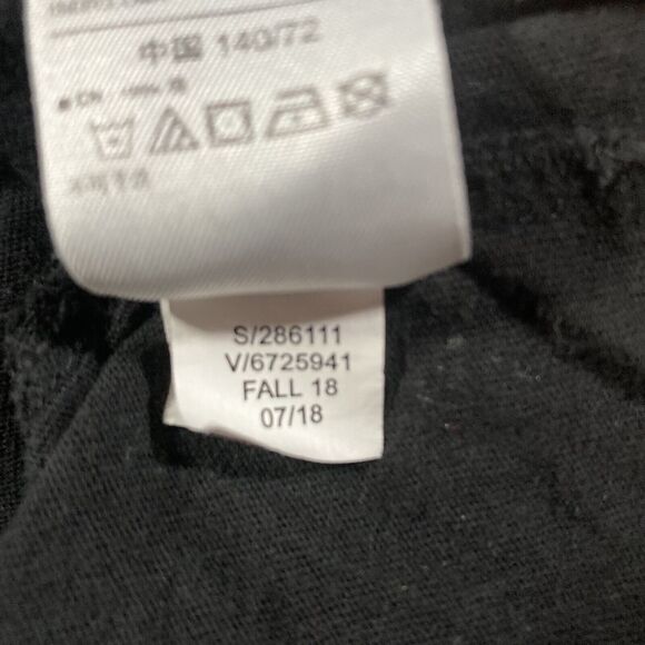 NBA Celtics Graphic Tee (Youth Size L 10/12) Kyrie Irving #11 Basketball Shirt - Picture 5 of 6